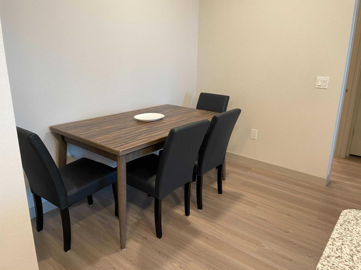 Stay Gia New Modern 1 Bedroom Apartment With Swimming Pool & Gym At Grayson Place Гудиер Экстерьер фото